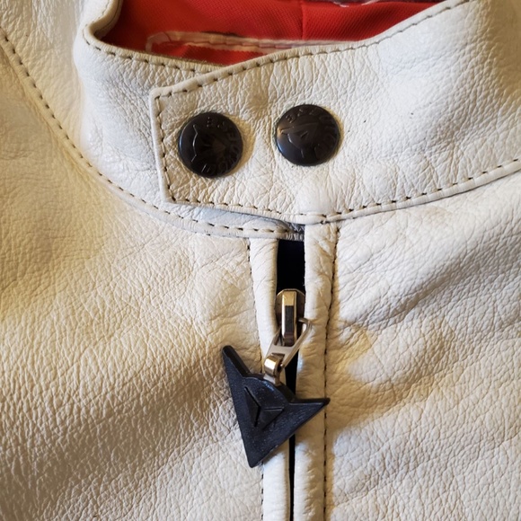 Authentic Dainese 2-Piece Vintage Leather Motorcycle Suit - Made in Italy - Picture 3 of 16